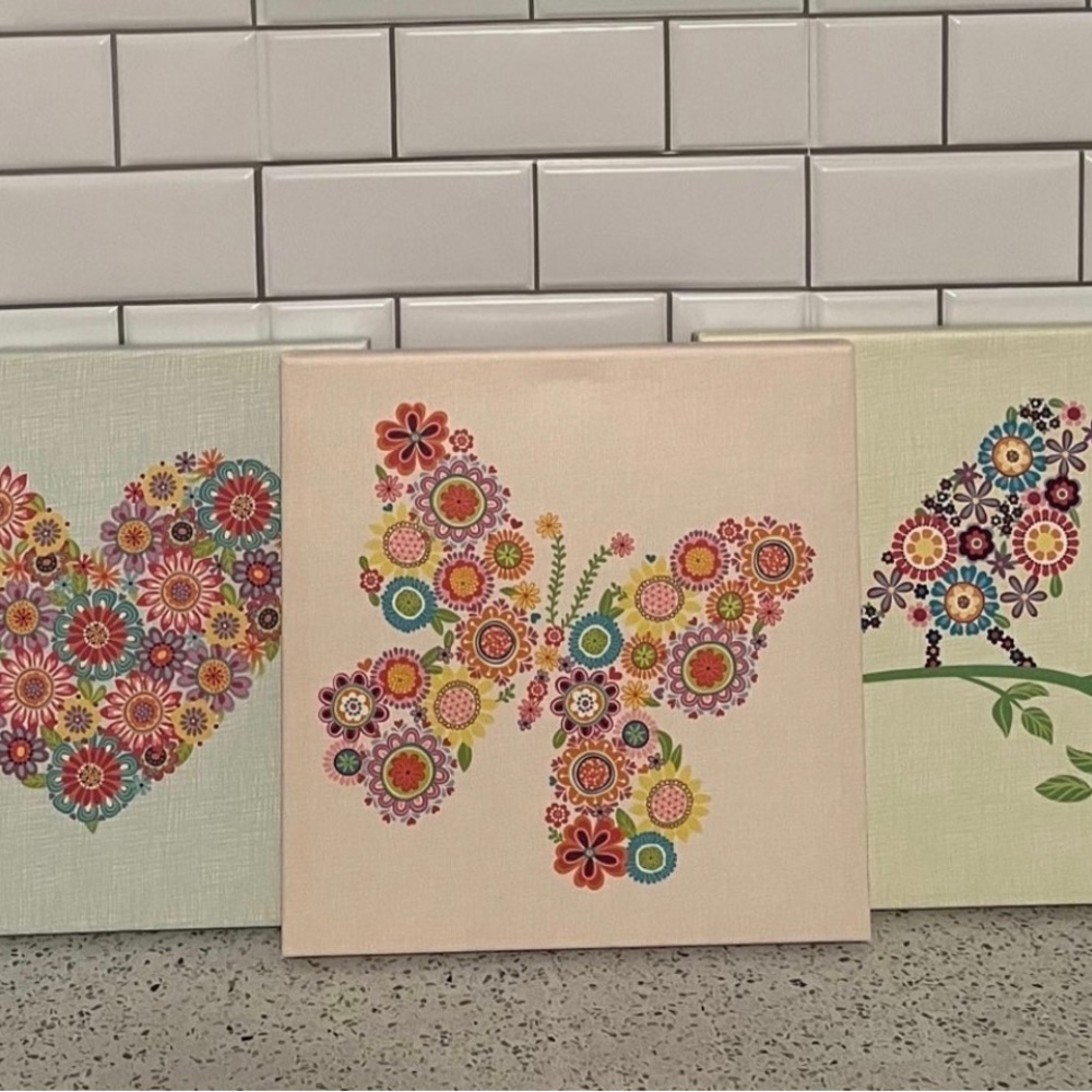Oopsie Daisy Too Floral Canvas Set